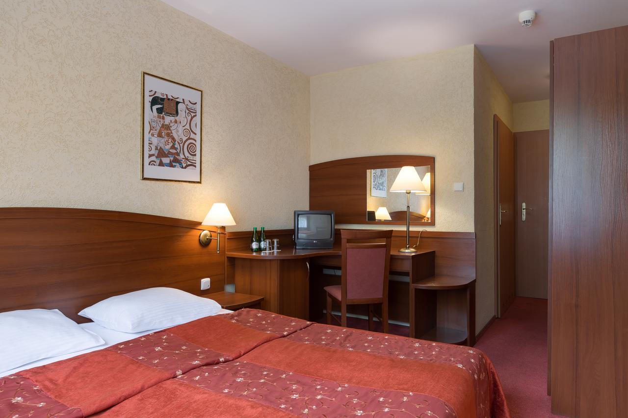 Gosciniec Mala Bawaria Hotel Szklarska Poręba Buitenkant foto